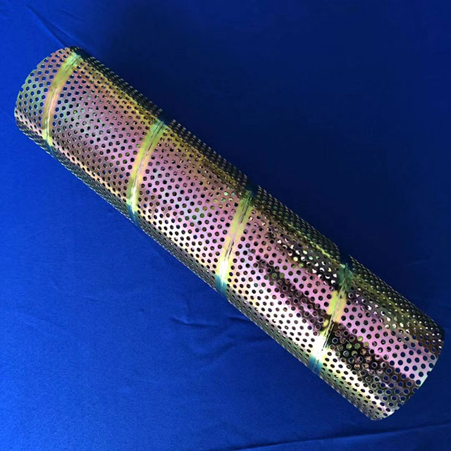 螺(luo)旋沖孔(kong)焊管