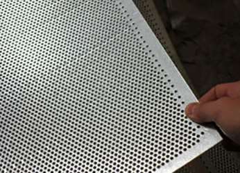 沖孔(kong)網的工(gōng)藝問題(tí)受哪些(xie)因素的(de)影響