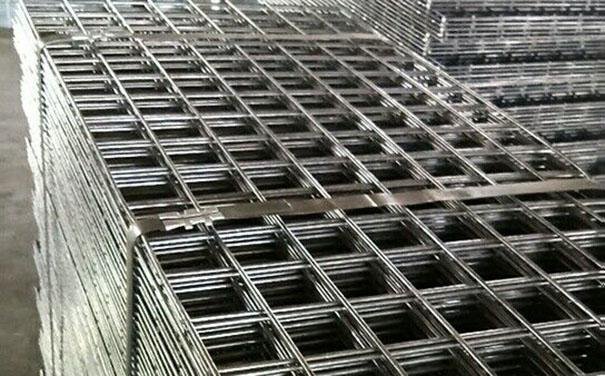 鍍鋅(xīn)絲網批(pi)發