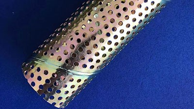 螺旋沖(chòng)孔焊管(guǎn)