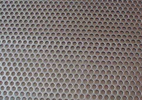 鋁闆沖(chong)孔網在(zài)航海事(shì)業的用(yòng)途