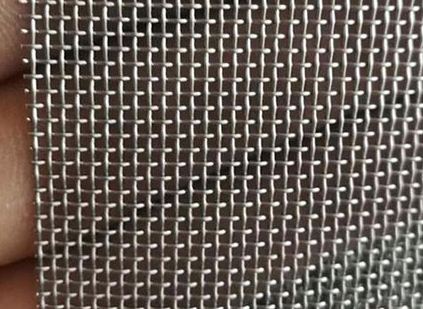 不(bú)鏽鋼絲(sī)網廠家(jiā)的選擇(ze)要素