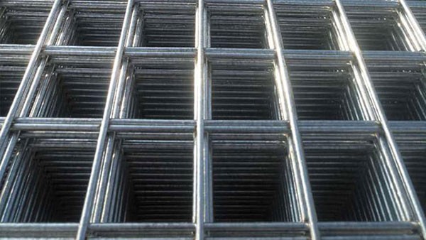 鍍鋅(xin)沖孔網(wǎng)